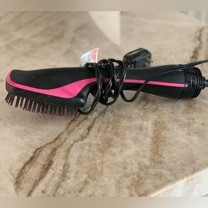 Revlon One Step Hair Dryer and Styler